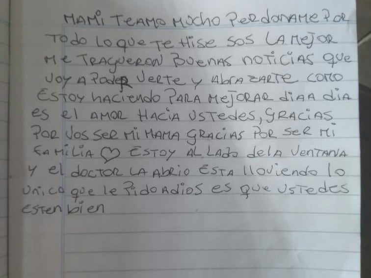 Familiares aseguran que la joven se encontraba bien, los médicos dijeron que murió de Covid pero tenía golpes.