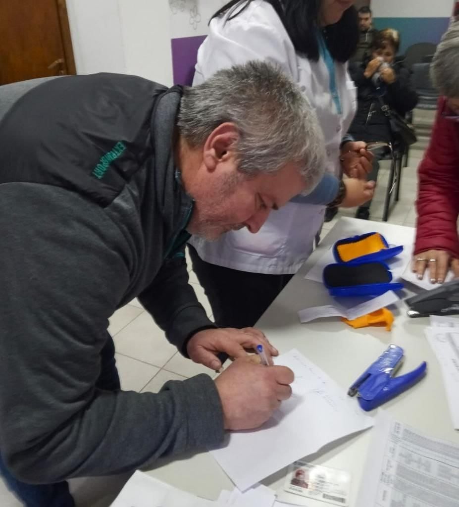 Entregaron anteojos recetados a vecinos sin Obra Social