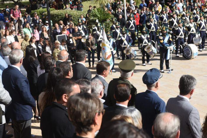 El acto oficial en Mendoza por los 40 años del desembarco en Malvinas fue en la explanada de la Casa de Gobierno.