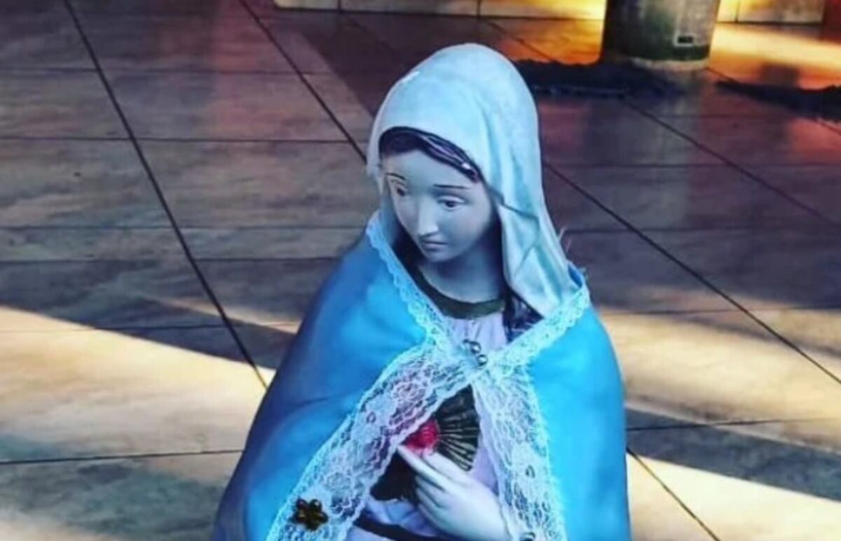 Insólito: robó una virgen de una Iglesia, intentó venderla y fue detenido