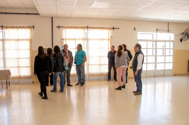 Sánchez visitó la Planta de Reciclado local y la Escuela Nº 17 de Orense