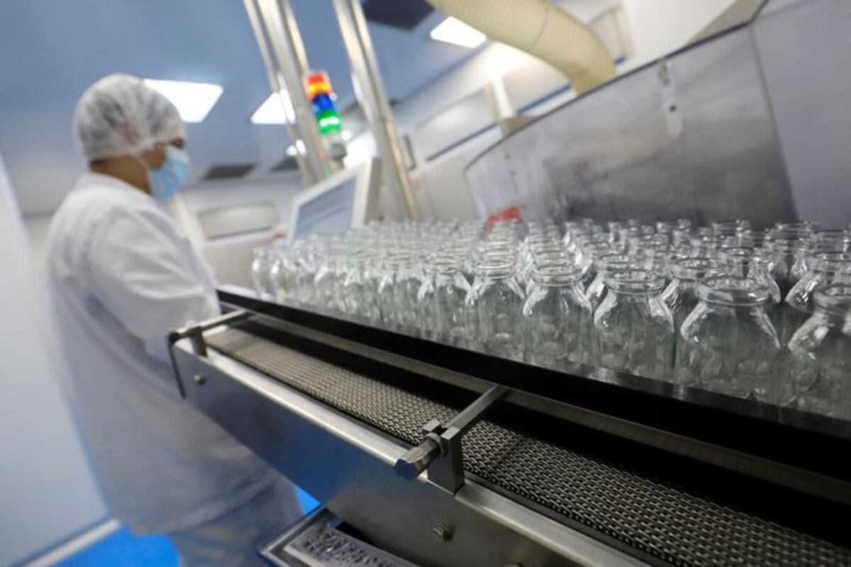 Descubrieron un fármaco que elimina por completo la transmisión del coronavirus en 24 horas