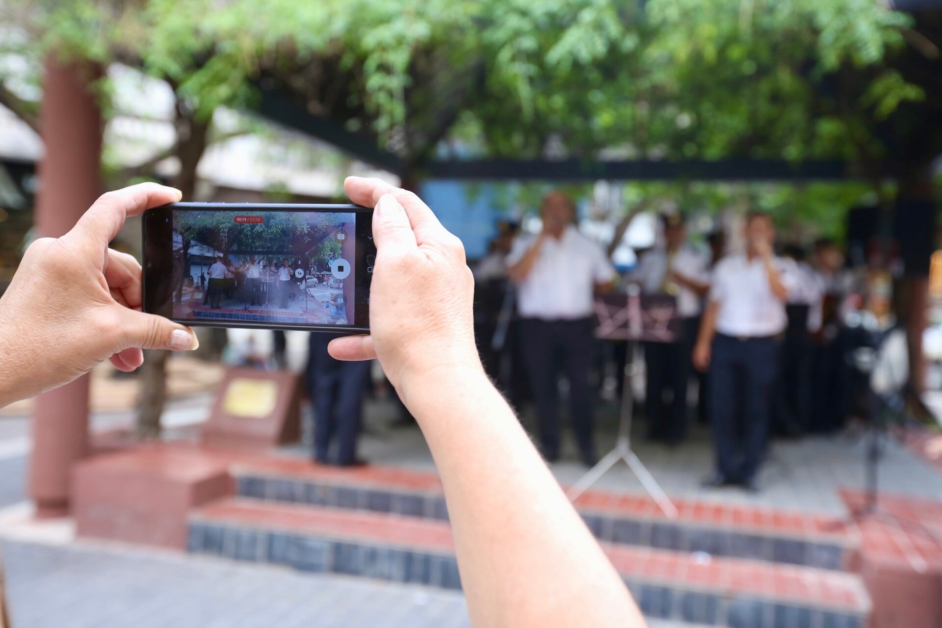 Ciclo de Conciertos de Fin de Año, la Banda de Música “Cabo 1° Gustavo Ramet” de la Policía de Mendoza se presentó con gran éxito en la Pérgola de la Peatonal Sarmiento de la Ciudad de Mendoza.