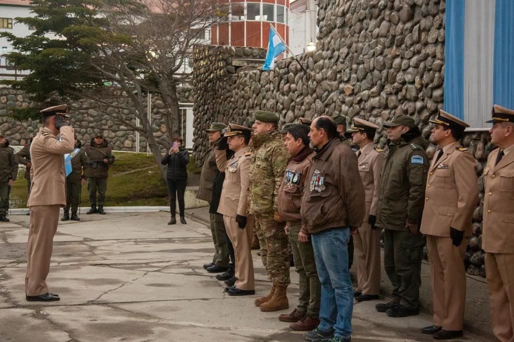 Ushuaia conmemoró el Día de la Bandera y honró a Manuel Belgrano