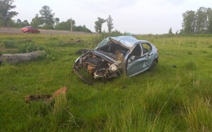 Accidente fatal en Santa Ana: una persona fallecida.