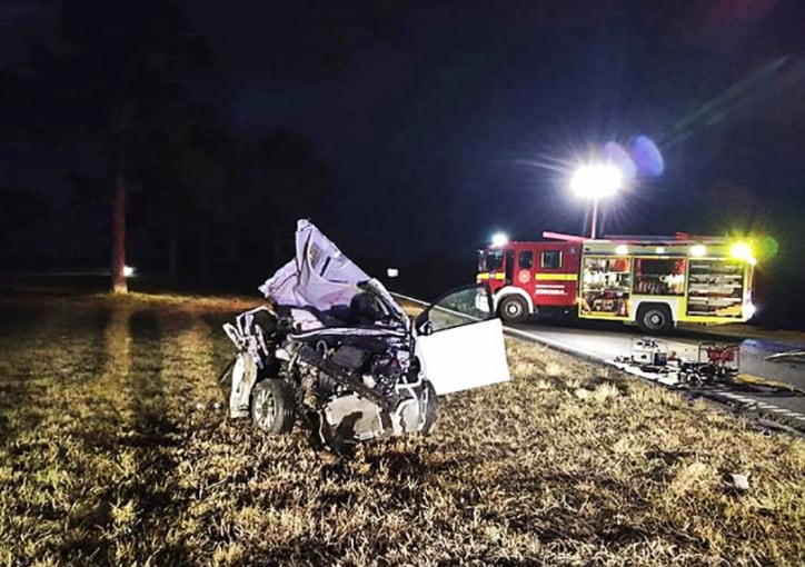 Dos personas murieron en choque entre un camión y un auto sobre la autopista Santa Fe – Rosario