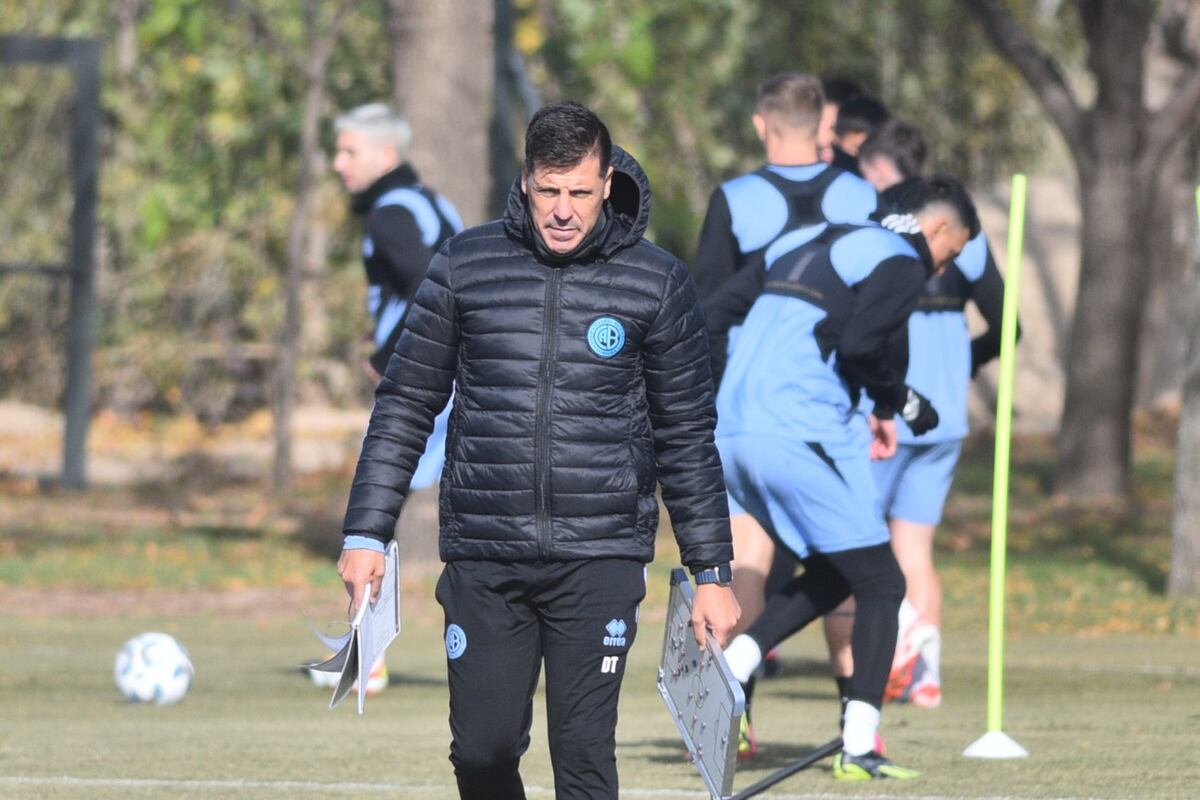 Juan Cruz Real en Belgrano: sacó a relucir sus números y justificó el ingreso del Chino Rojas