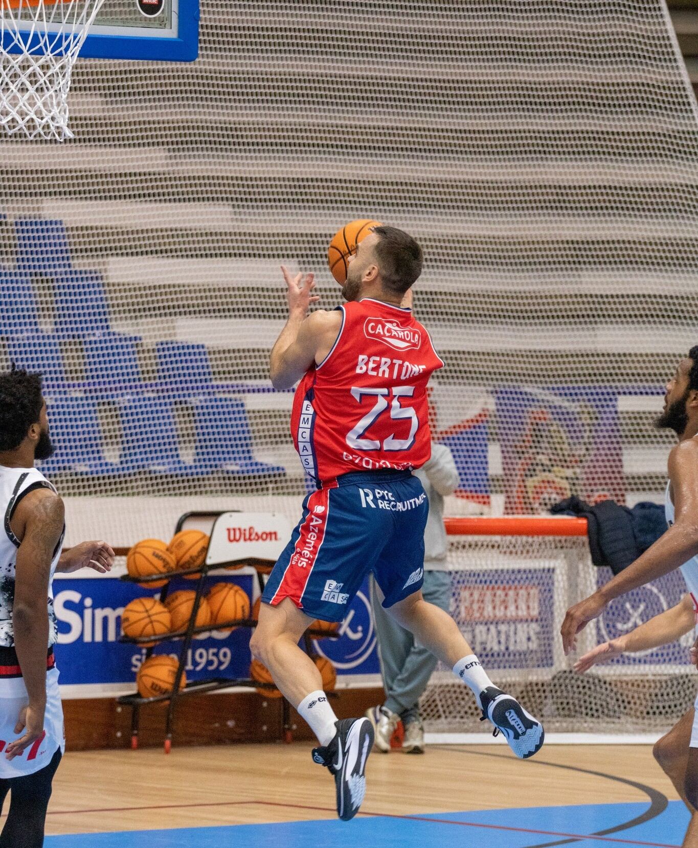 Pablo Bertone Oliveirense Liga Portuguesa de Basquet