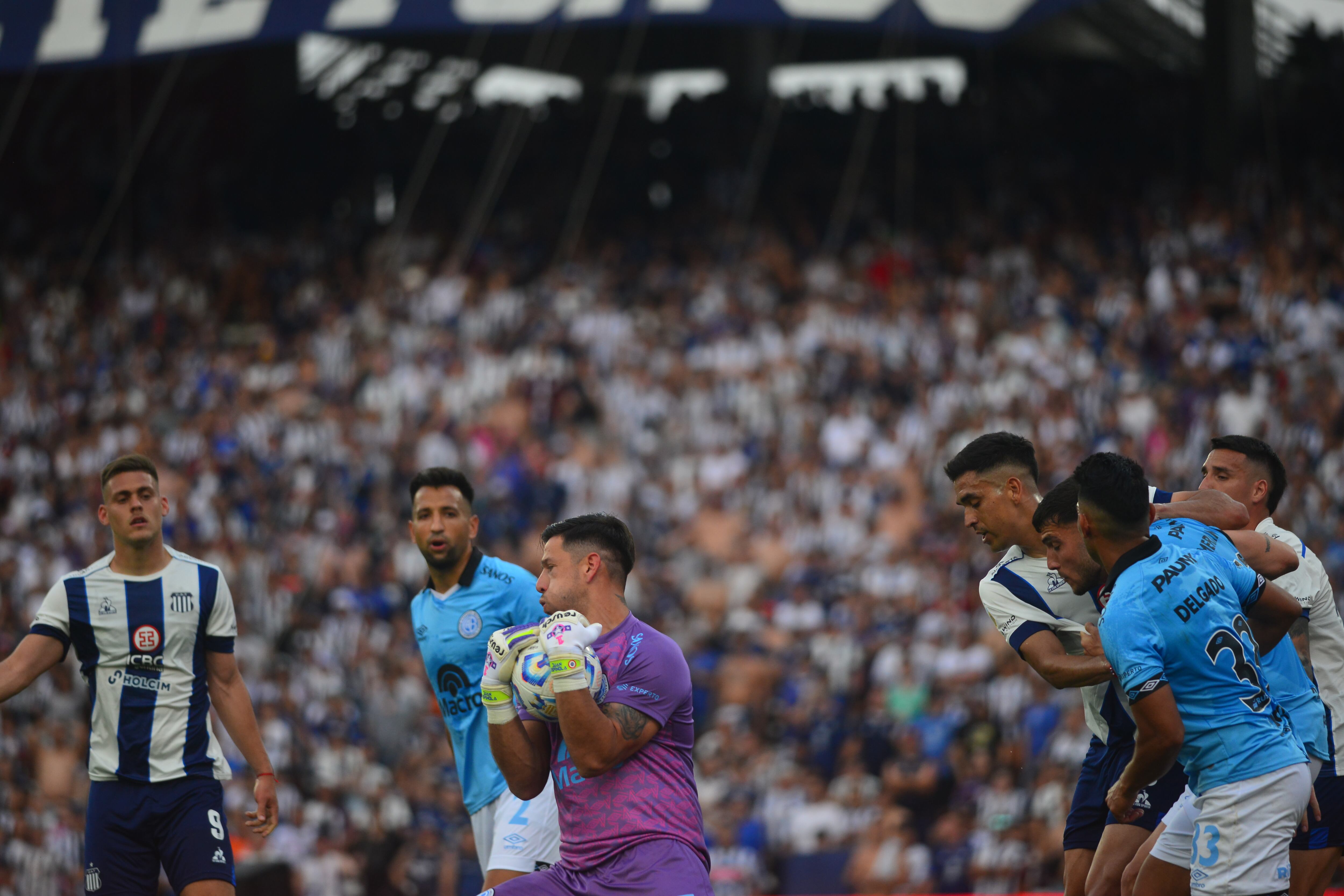 Super Clásico de Córdoba Talleres vs Belgrano en el Kempes