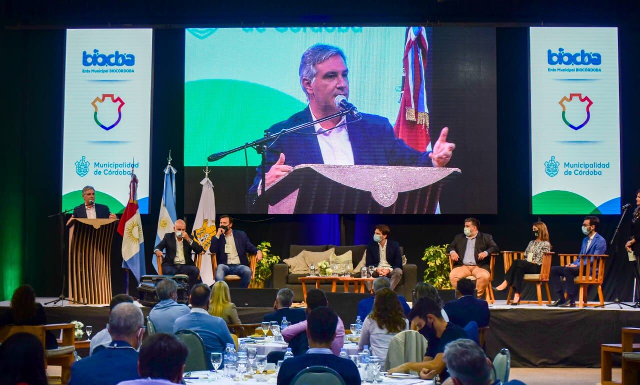 Martín Llaryora, intendente de Córdoba en la cumbre sobre economía circular. (Municipalidad de Córdoba)