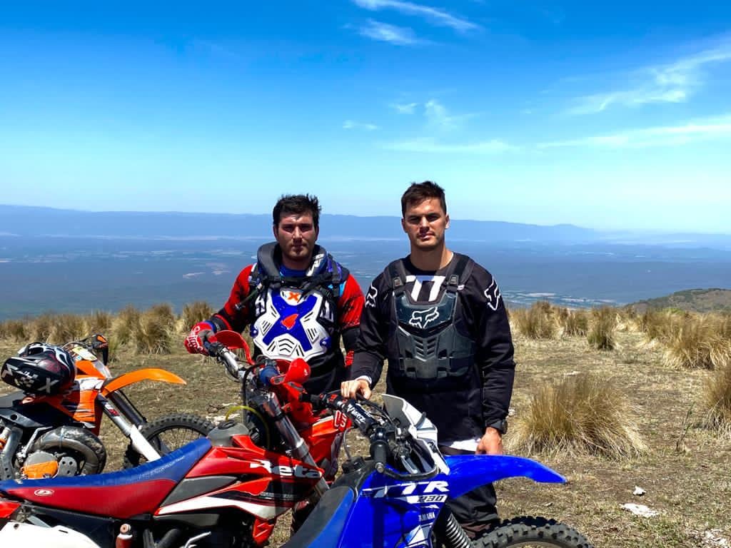 El enduro fue uno de sus maneras de seguir en el deporte durante la pandemia.