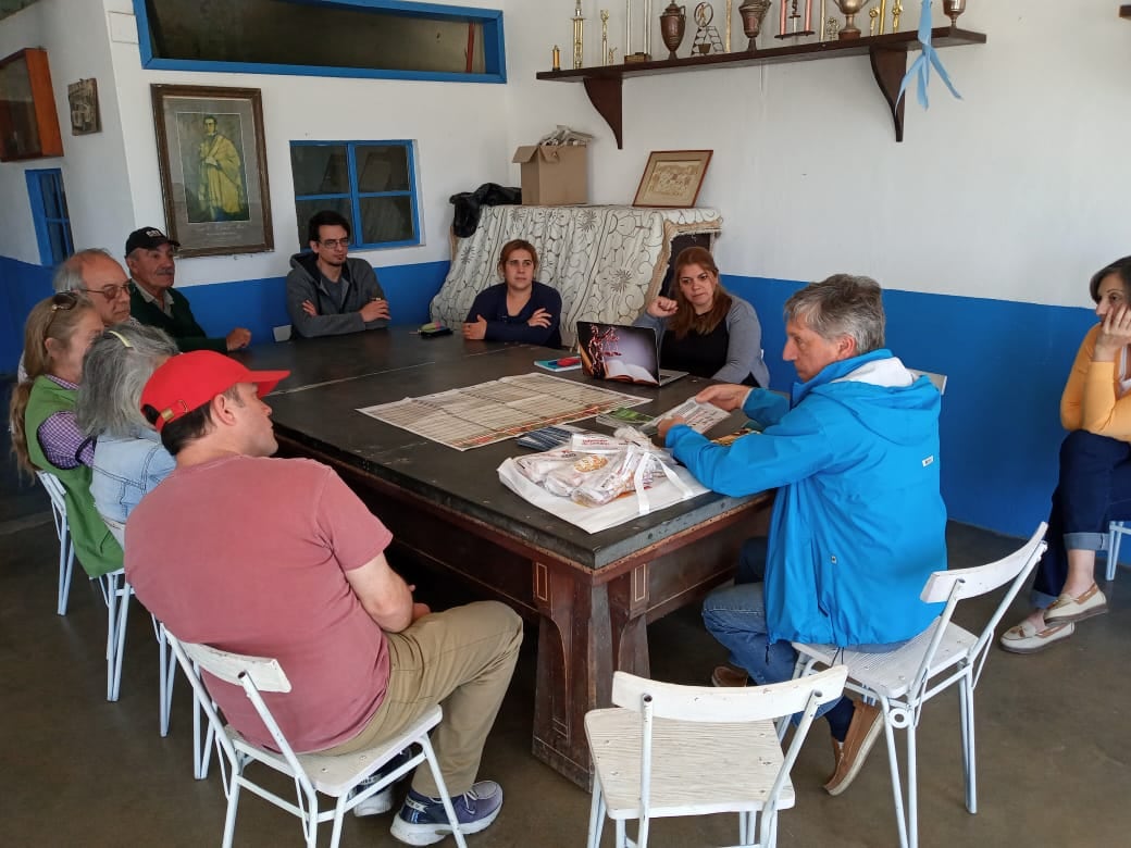 Charla y capacitación en siembra y control de plagas en San Mayol