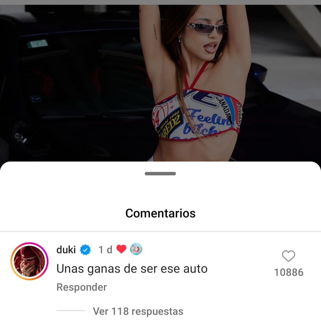 Emilia Mernes posó ultra sexy y Duki reaccionó muy picante