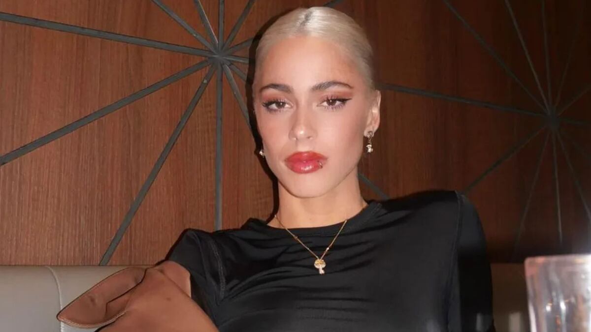 Tini Stoessel regresó a Instagram con una contundente foto: “Me quedé callada”