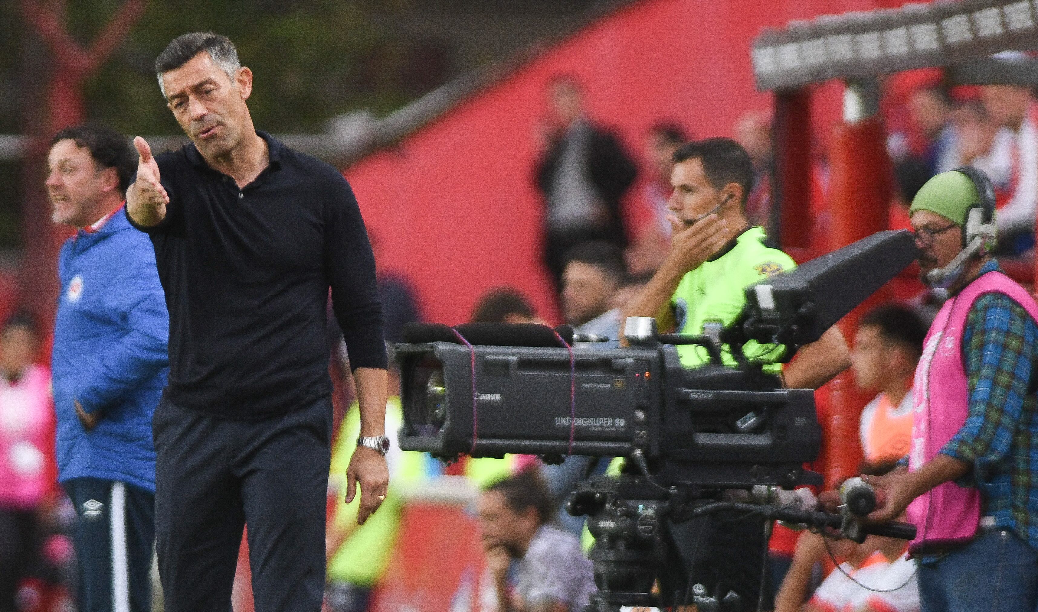 Pedro Caixinha ENTRENADOR de Talleres vs argentinos juniors
Foto Federico Lopez Claro