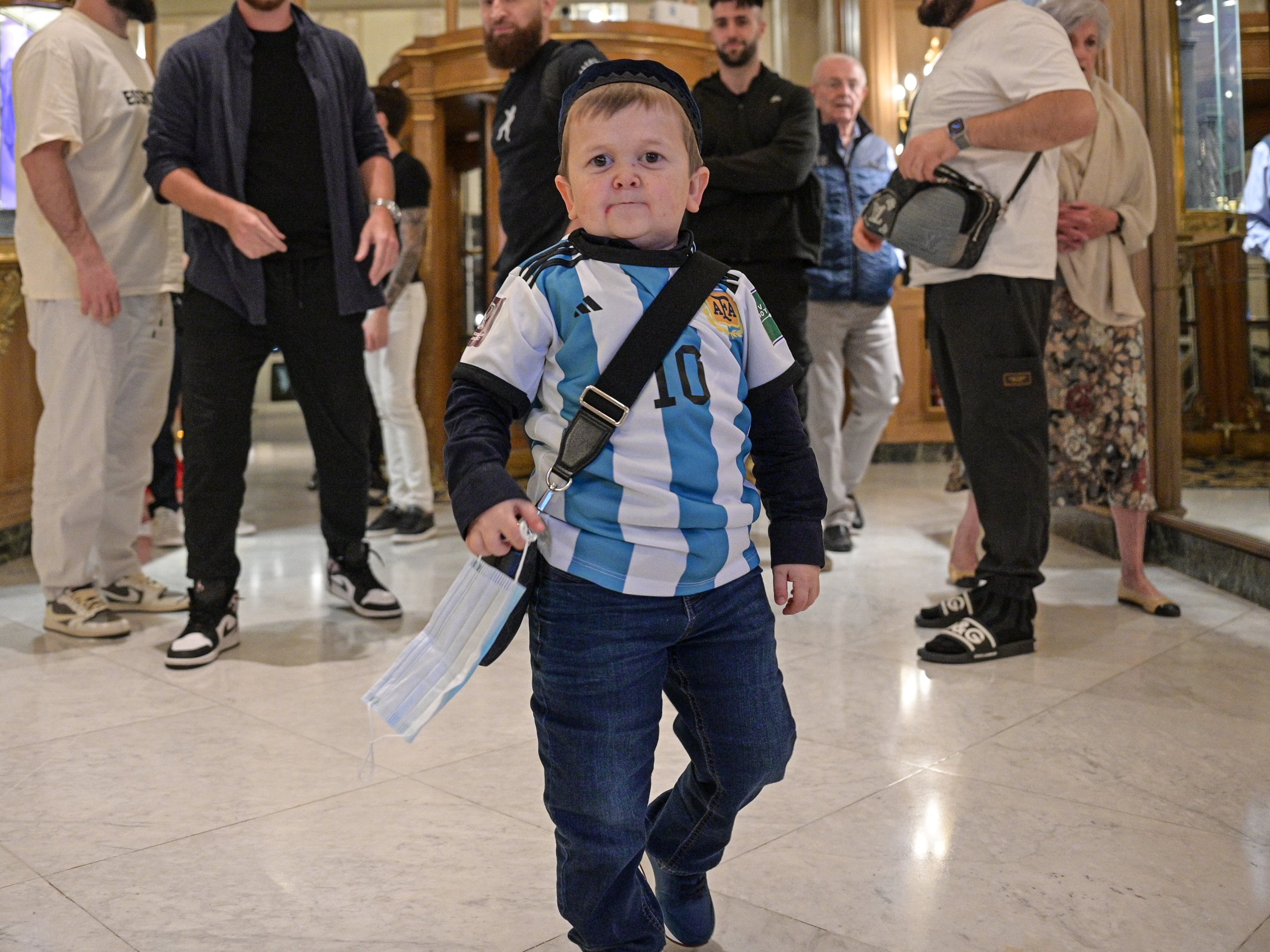 El creador de contenidos ruso se instaló en Buenos Aires antes de su presentación en el teatro Gran Rex. (Prensa Hasbulla).