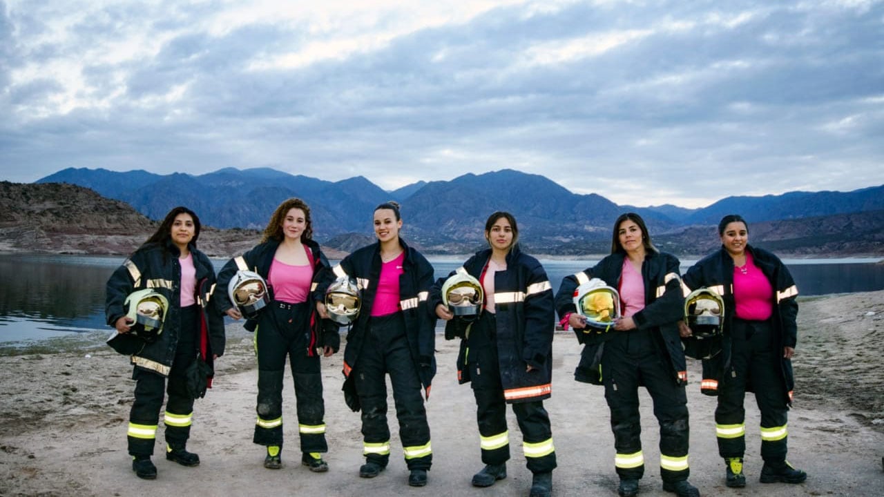 Paz Egea es representante distrital de Potrerillos, integran el cuerpo de bomberos voluntarios de Luján y quiere ser médica