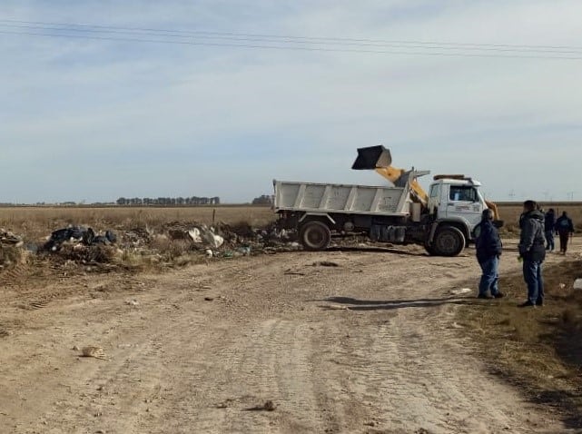 Erradican un microbasural en cercanías a Calderón