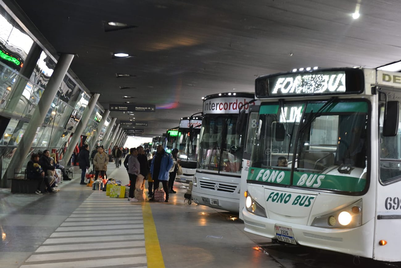 Nueva Terminal de Ómnibus. Circula con normalidad el servicio interurbano de la ciudad de Córdoba. (José Gabriel Hernández / La Voz)