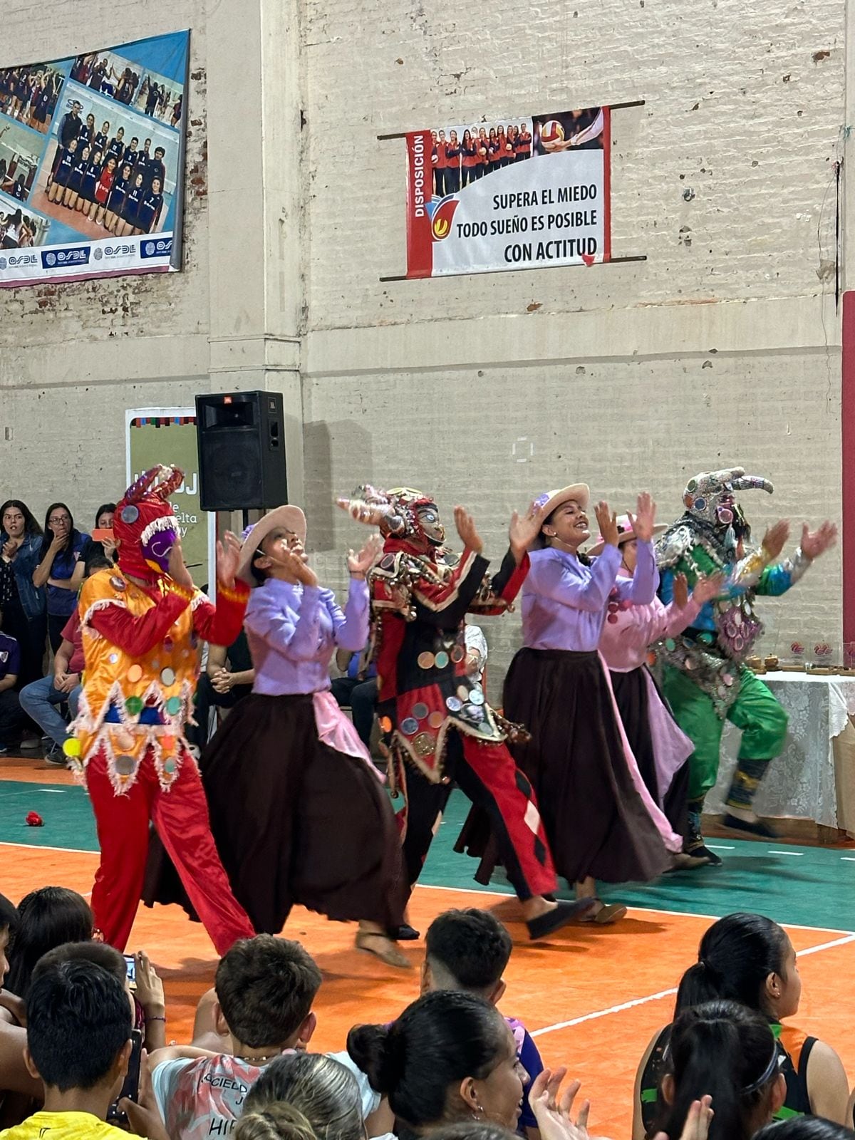 El carnaval de vóley cerro a pura fiesta