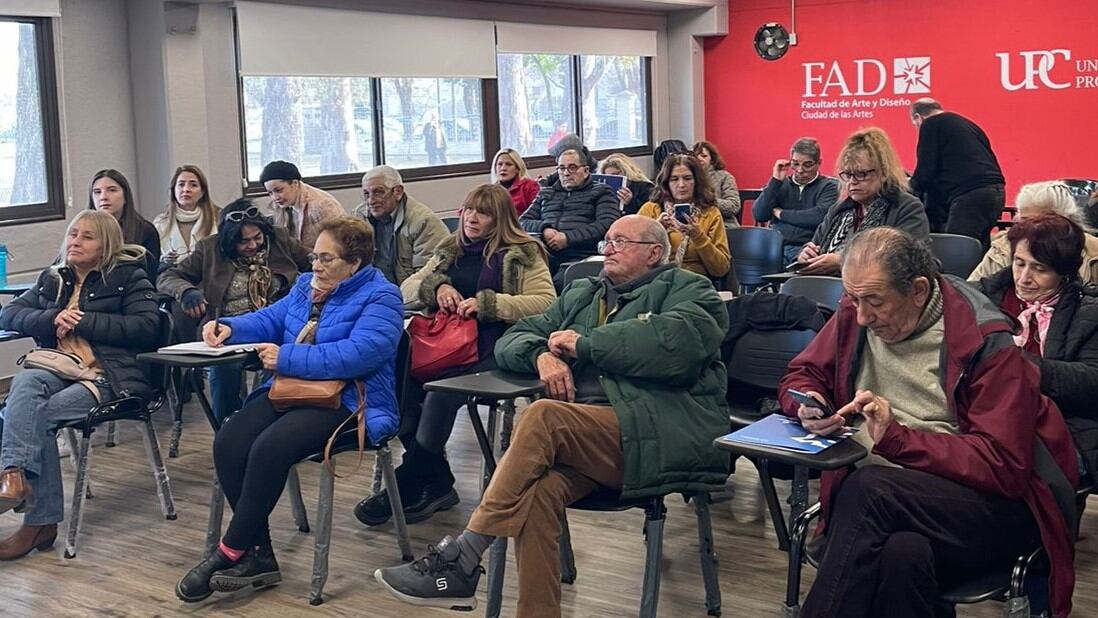 Las capacitaciones son para personas de todas las edades.