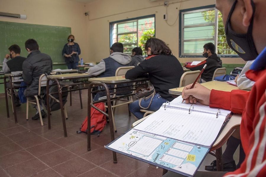 Sin casos intraescolares y escalonado aumento de asistencia durante la vuelta a clases en Misiones