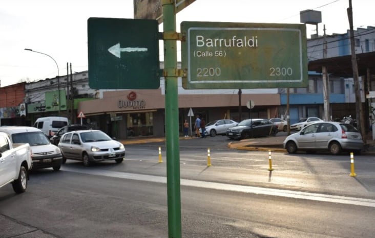 Colocan separadores viales sobre la avenida Uruguay.