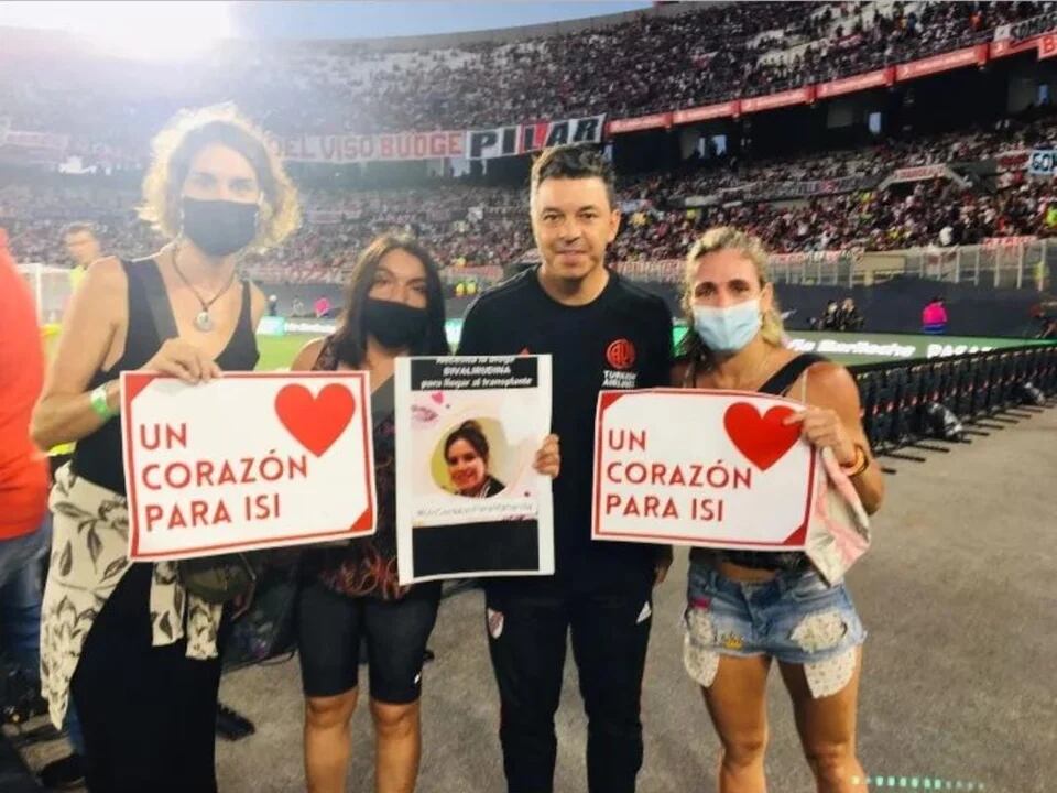 Marcelo Gallardo se une al pedido de un corazón para Mariana Ditzel.