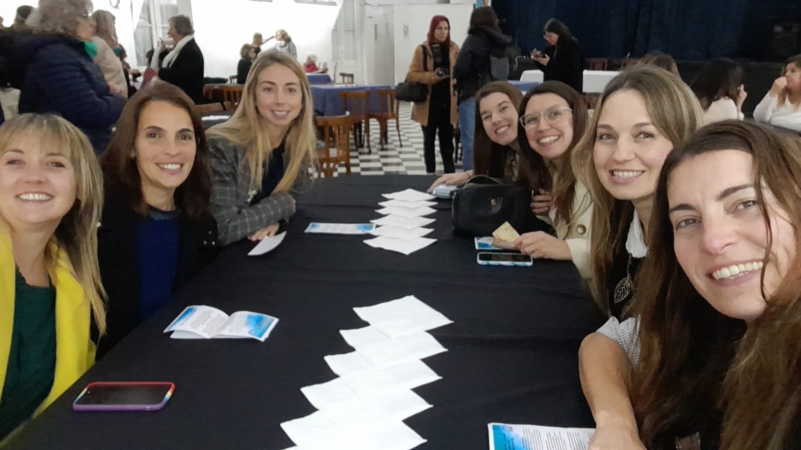 Compromiso Vecinal en el Debate de Mujeres universitarias “Voz y Voto”