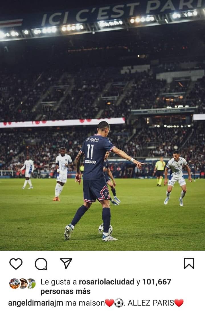 El zurdo eligió una imagen de espaldas a la cámara en el estadio de su equipo.