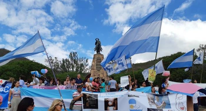 Los comerciantes y vecinos autoconvocados reclamaron por las medidas que interfieren con el trabajo de muchos establecimientos.