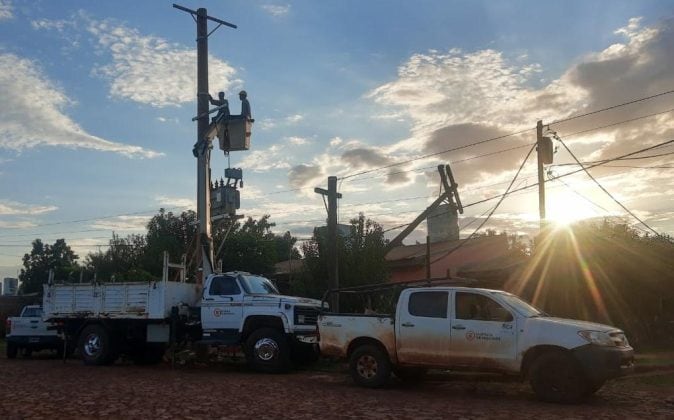 Optimizan servicio eléctrico en Campo Grande.