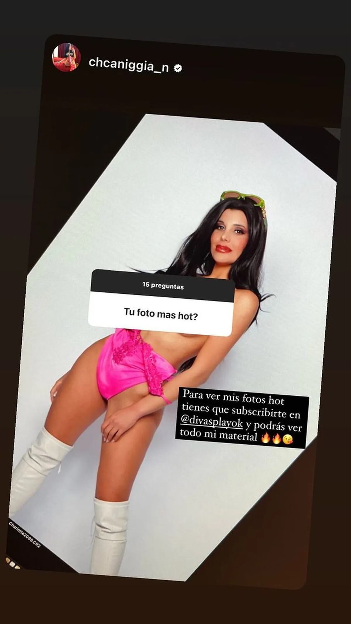 Charlotte Caniggia posó sin corpiño para Divasplay.