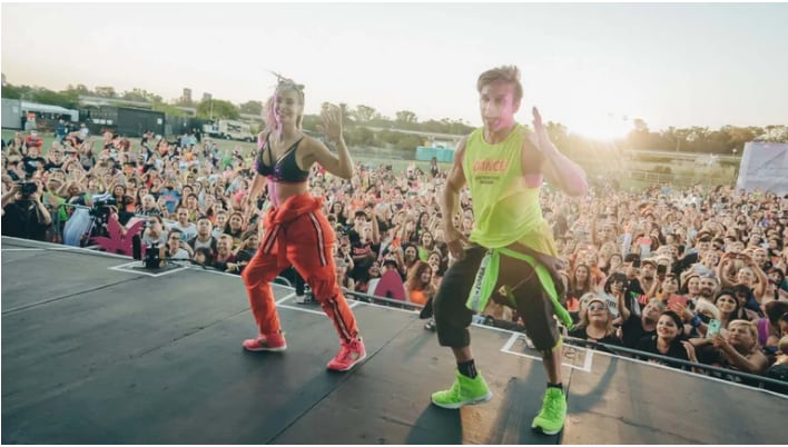 Jésica Cirio dio una clase de zumba en el Hipódromo de Palermo.