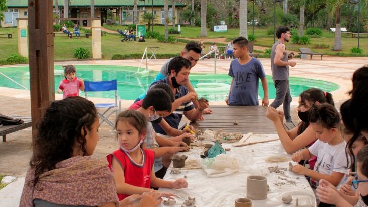 Las actividades se mantienen para los visitantes de las Termas de la Selva en Oberá.