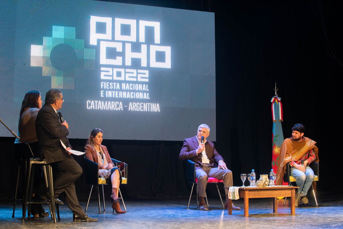 Cartelera confirmada para el Festival Nacional e Internacional del Poncho