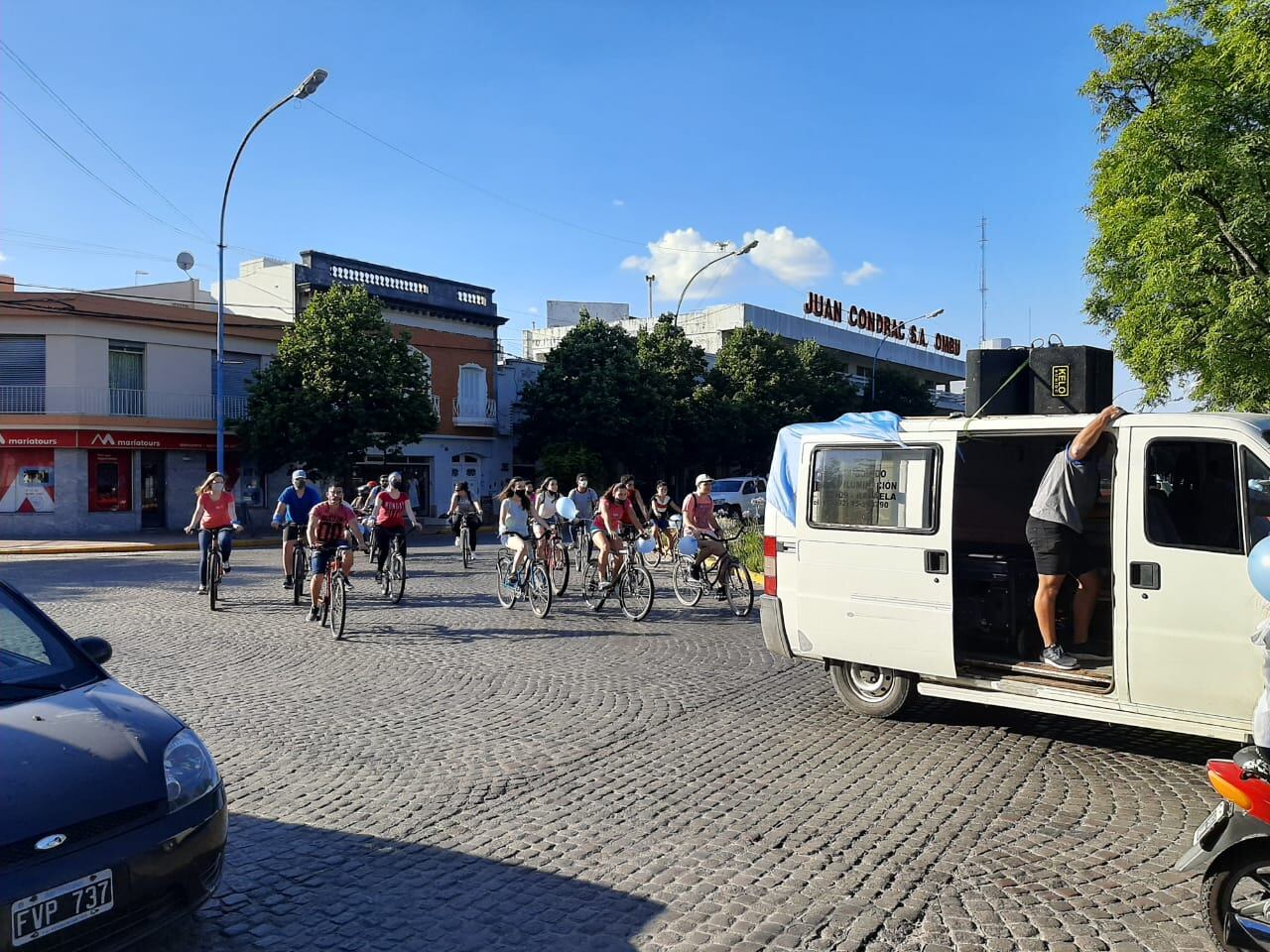 Caravana de las dos vidas en Rafaela