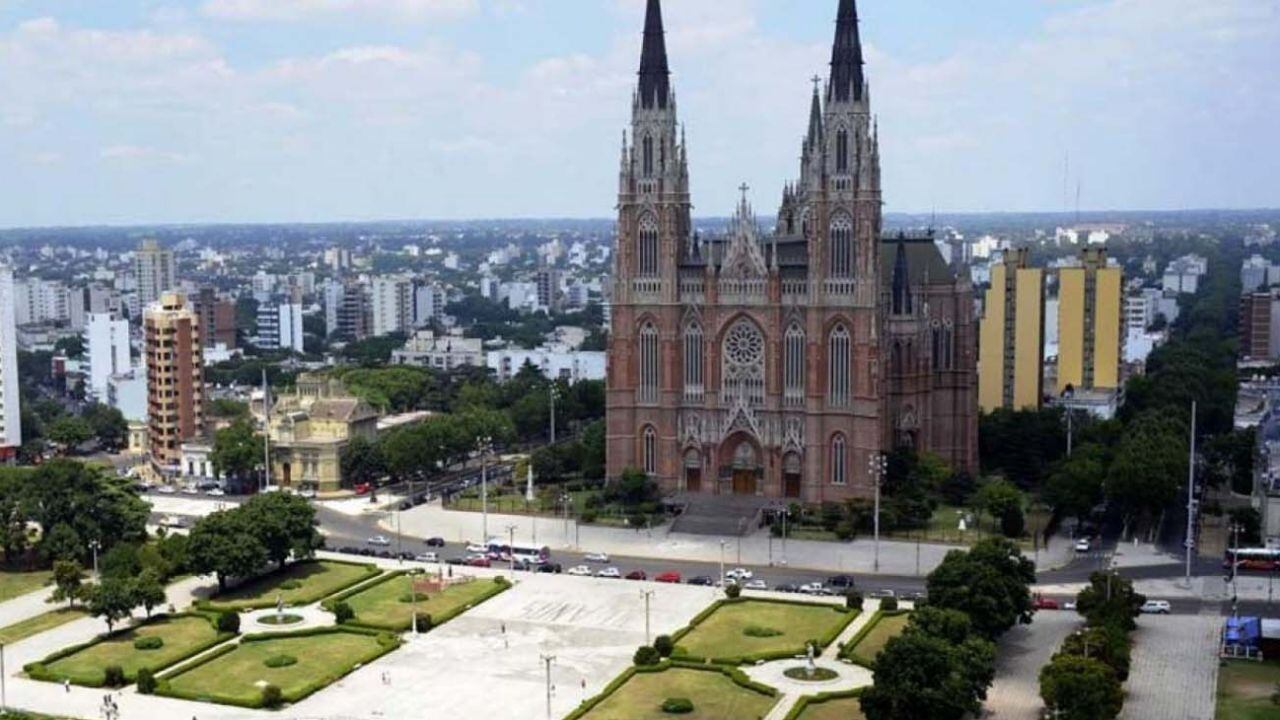 La Inteligencia Artificial posicionó a La Plata como la localidad más linda de la Provincia de Buenos Aires.