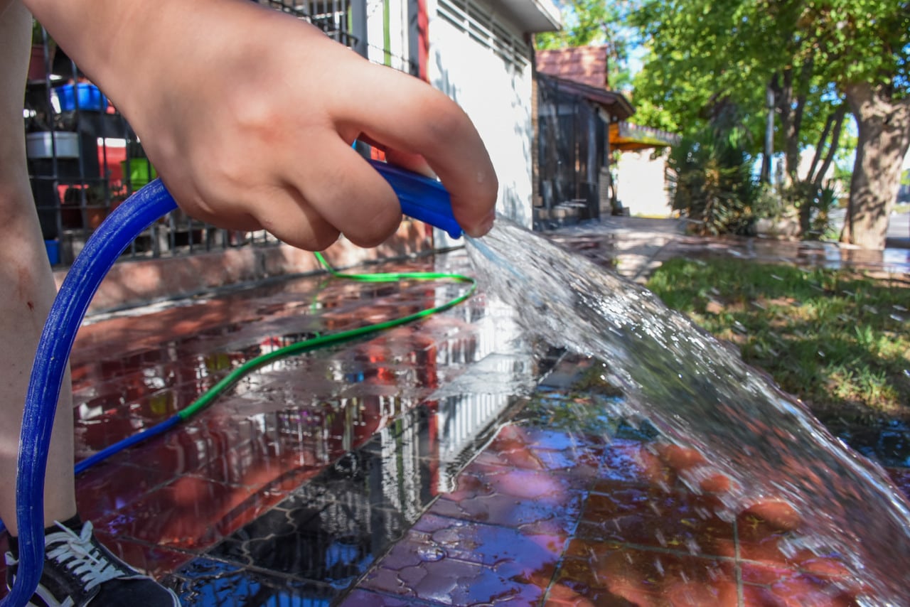 El agua podría experimentar un aumento del 209% durante abril.