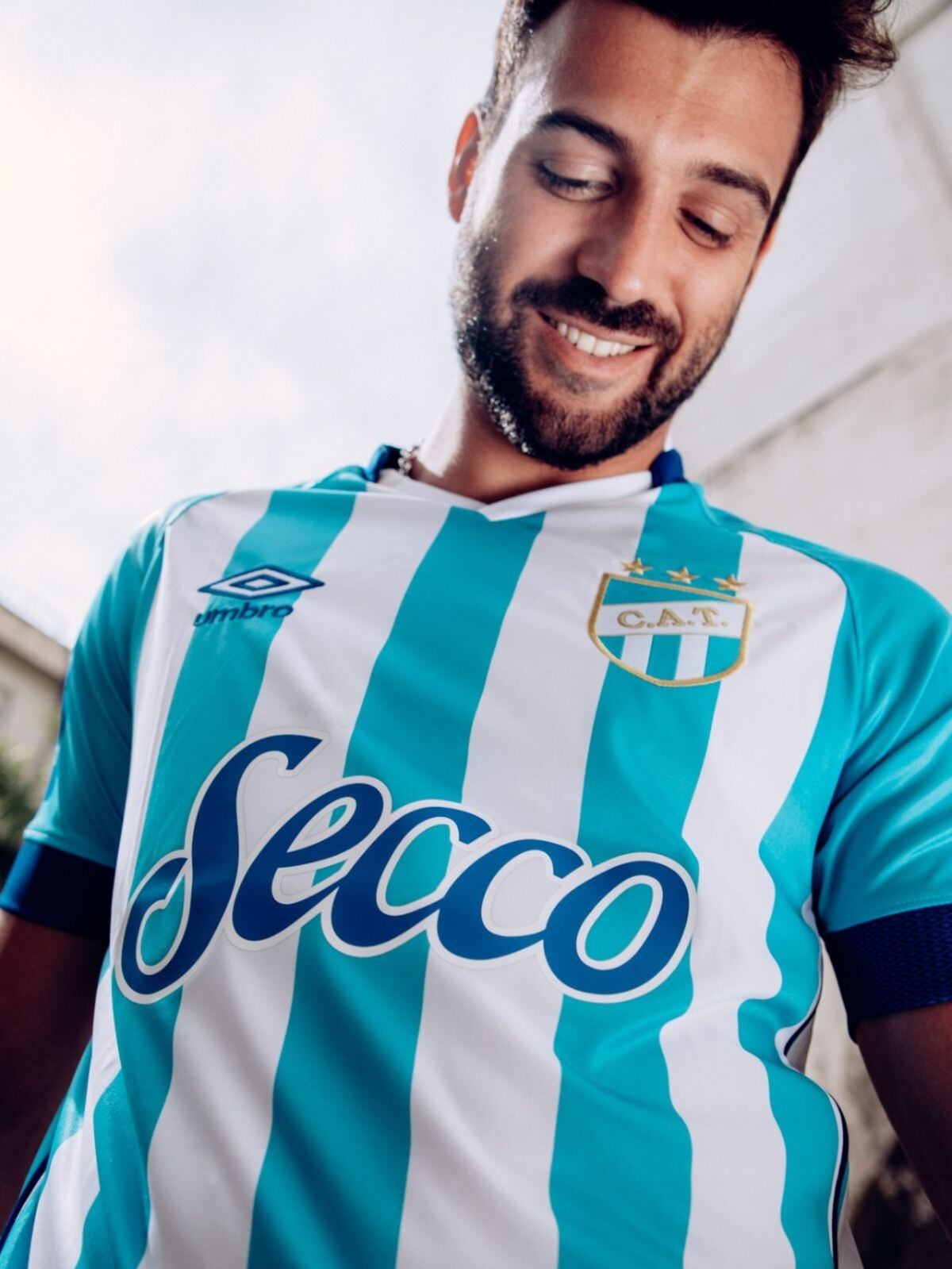 El “Decano” presentó su nueva camiseta