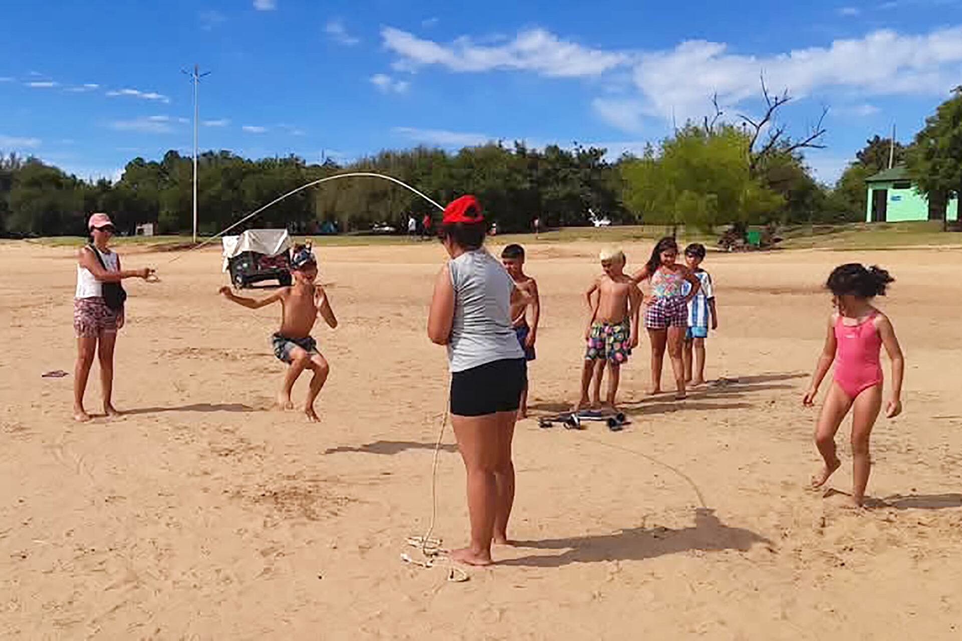 Multitudinaria participación de niños y adolescente en las Acciones de Verano de Colón