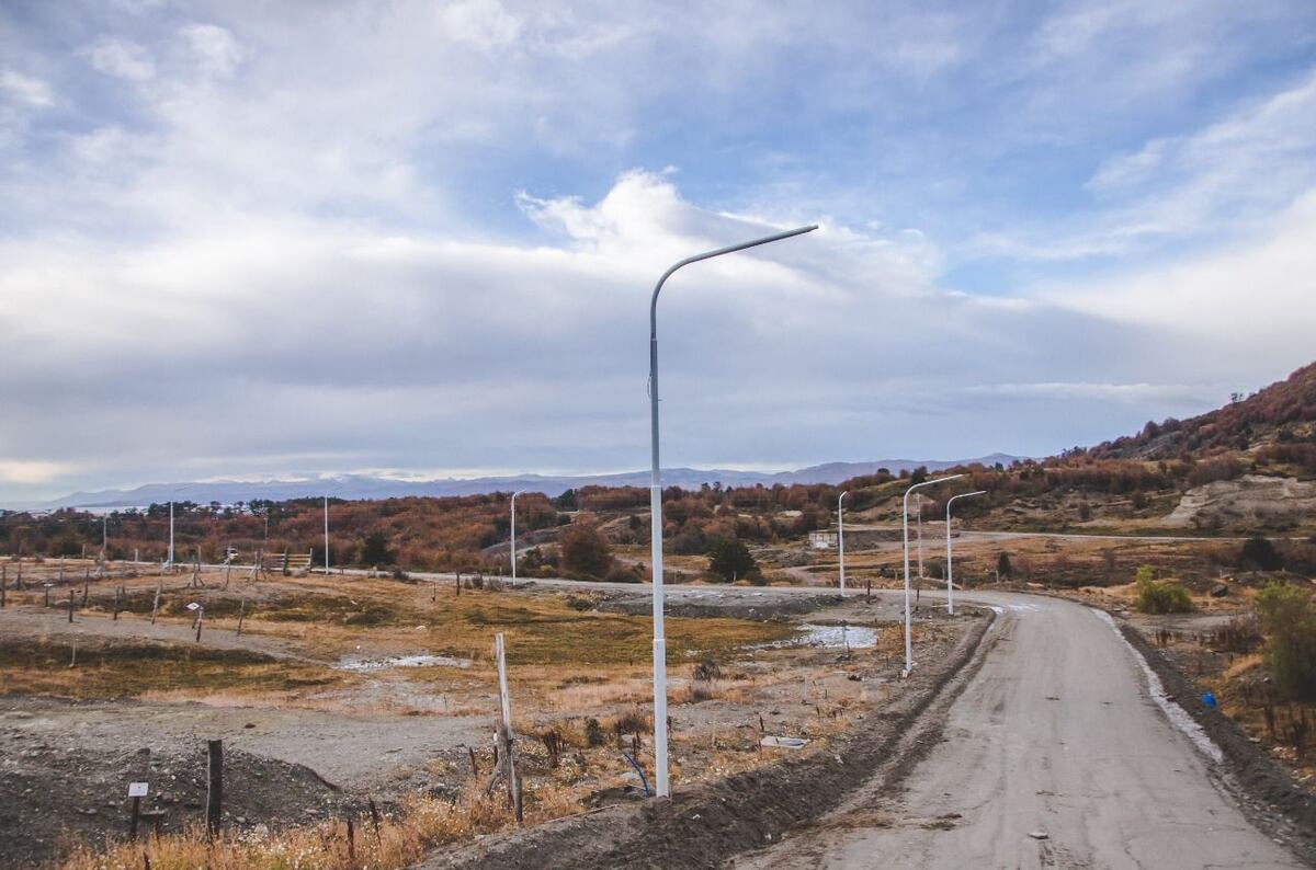 La Municipalidad trabaja en el alumbrado público de la Urbanización General San Martín