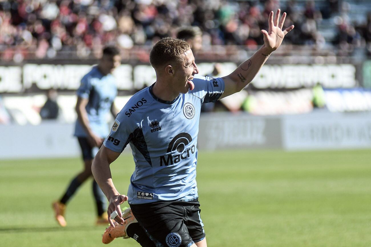 Belgrano no logró aguantarlo y empató en el final con San Lorenzo por la Copa de la Liga (Federico López Claro)
