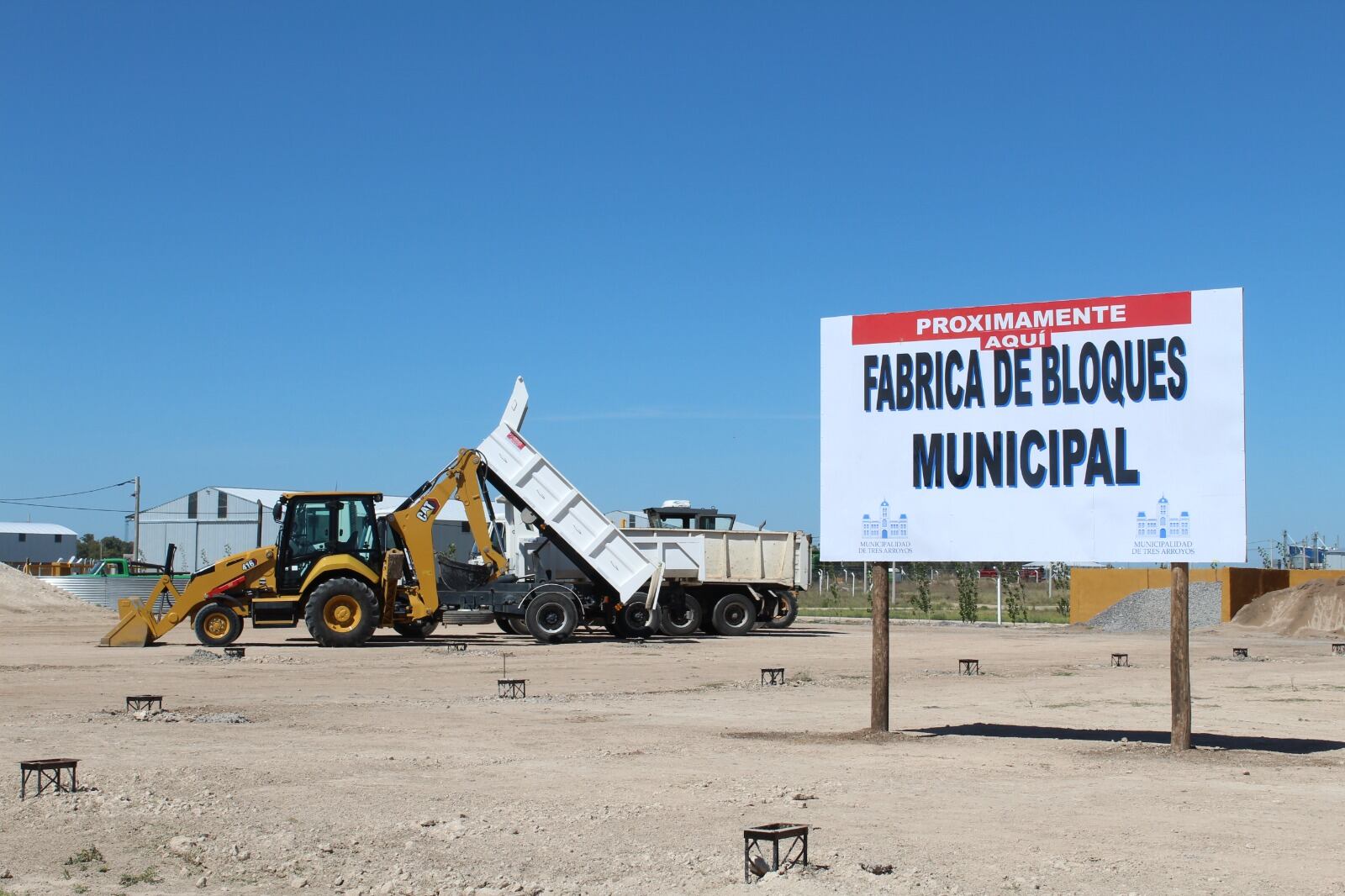 Tres Arroyos, el intendente Carlos Sánchez inaugura la hormigonera municipal