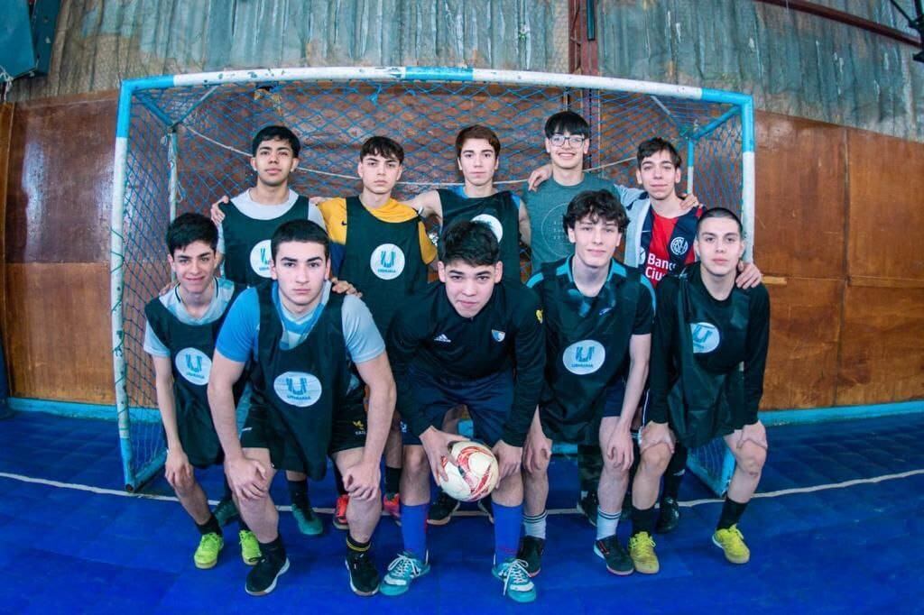 Más de 200 jóvenes participaron del torneo de futsal masculino