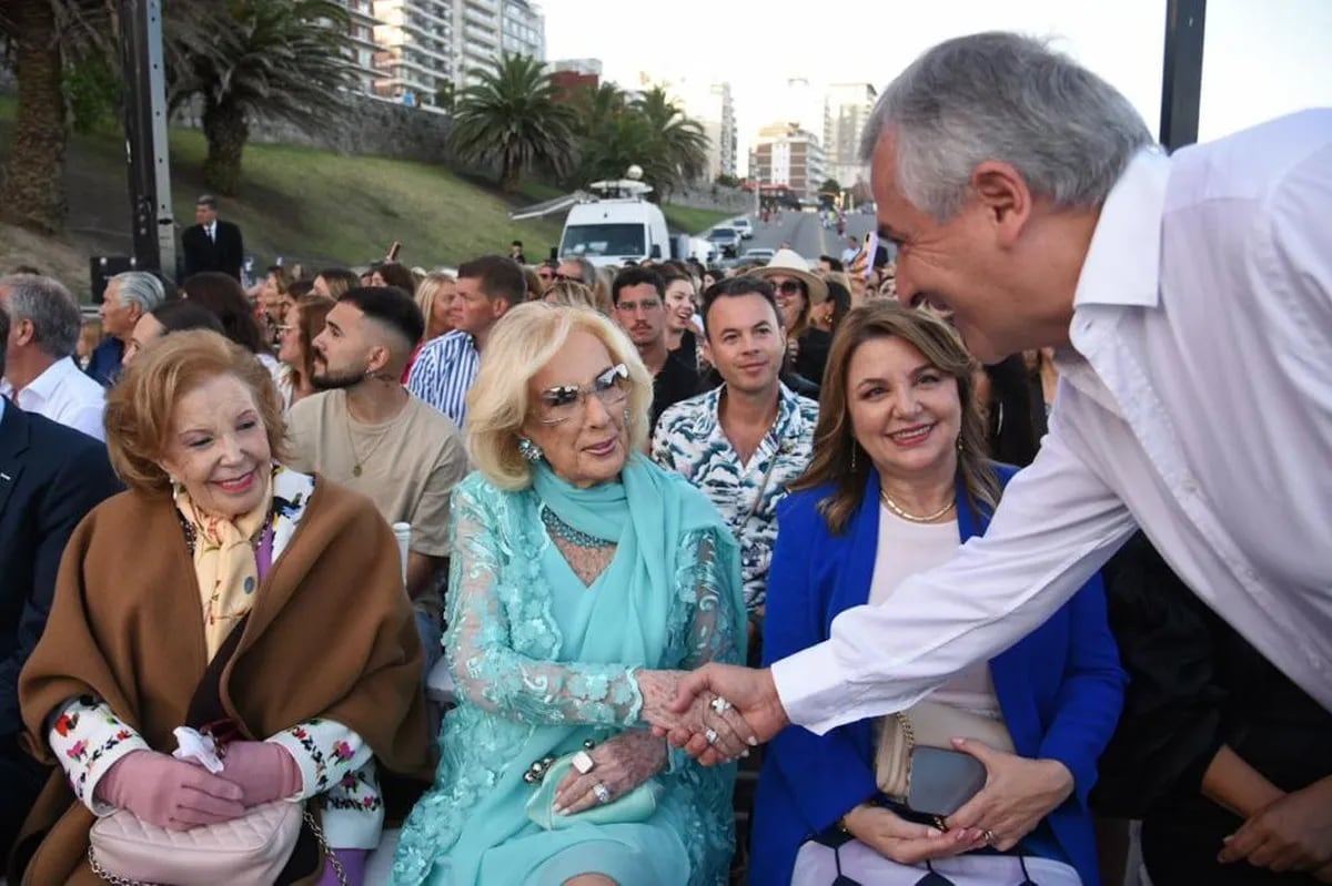 Gerardo Morales agradeció a la conductora Mirtha Legrand el apoyo, con su presencia en el evento de Mar del Plata, a los iniciativa de las provincias del Norte Grande.