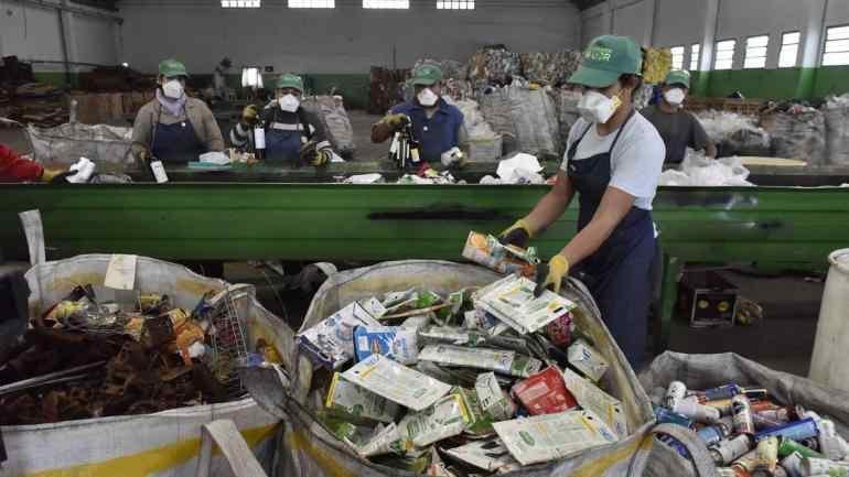 Las cooperativas van ganando espacios en diferentes lugares del país, fomentando la economía circular y popular, generando inclusión laboral.