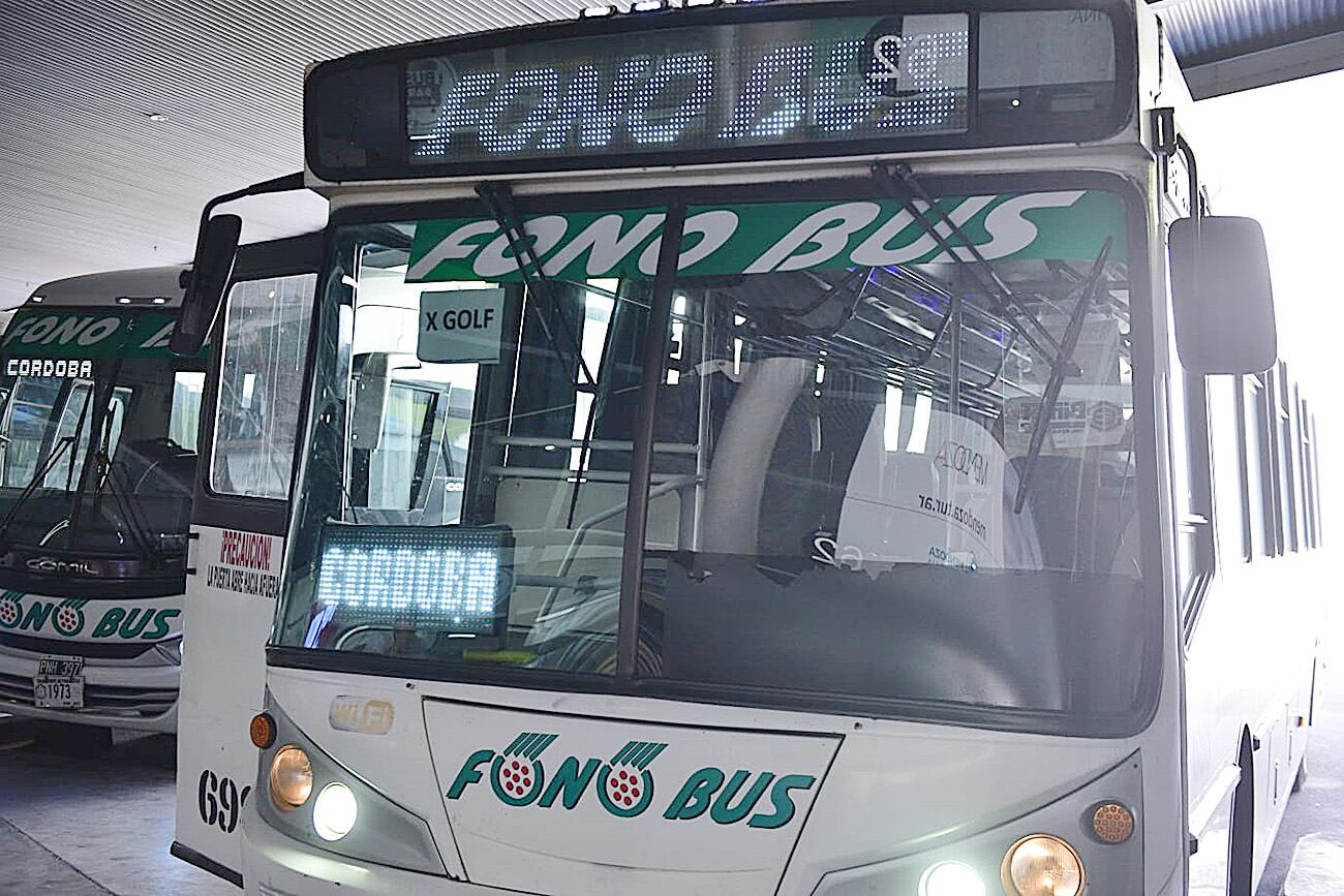 Los servicios de Fono Bus, normalizados. (José Gabriel Hernández / La Voz)