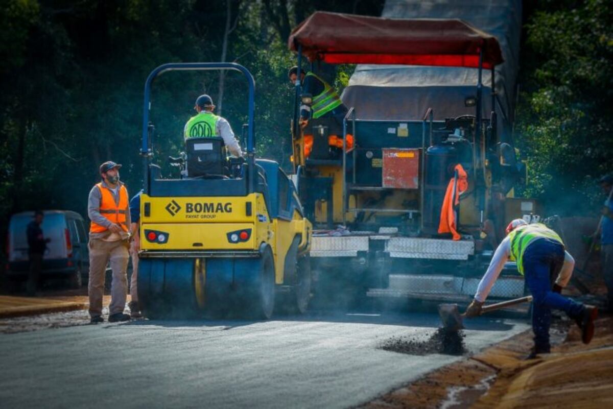 Vialidad Provincial ejecuta obras de infraestructura urbana en Loreto