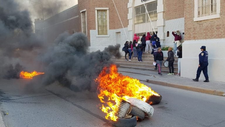 Familiares de Presos. Protesta en la carcel de Río Cuarto hace unos días.